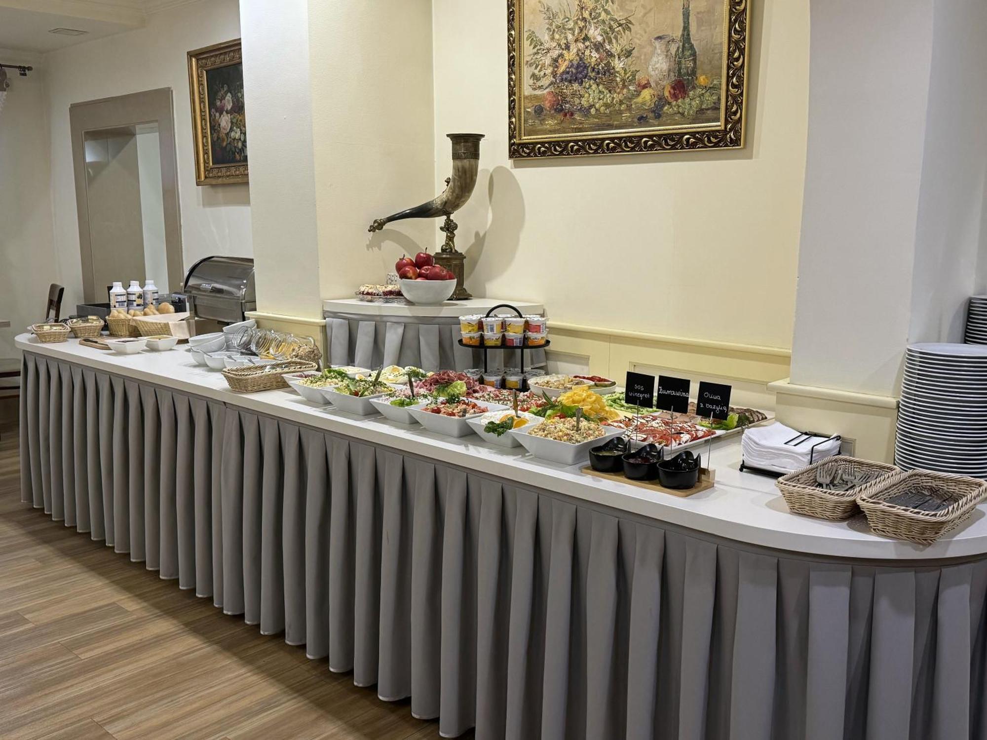 Bed and Breakfast Senator Катовіце Екстер'єр фото